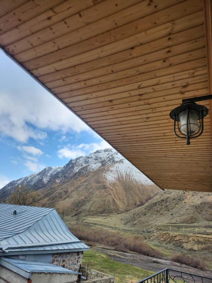 Hotel Moon Night Kazbegi Exterior foto